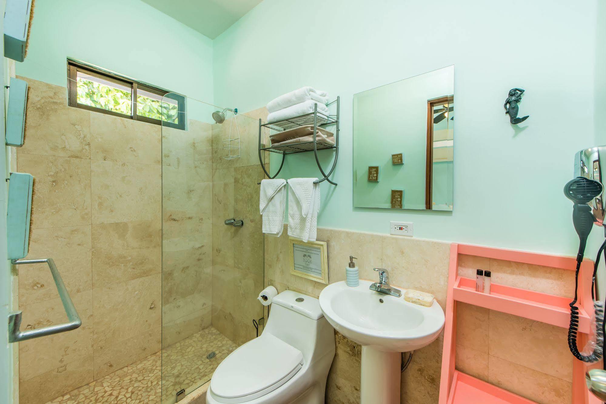 Sirena Serena B&B And Retreat 塔马林多 外观 照片