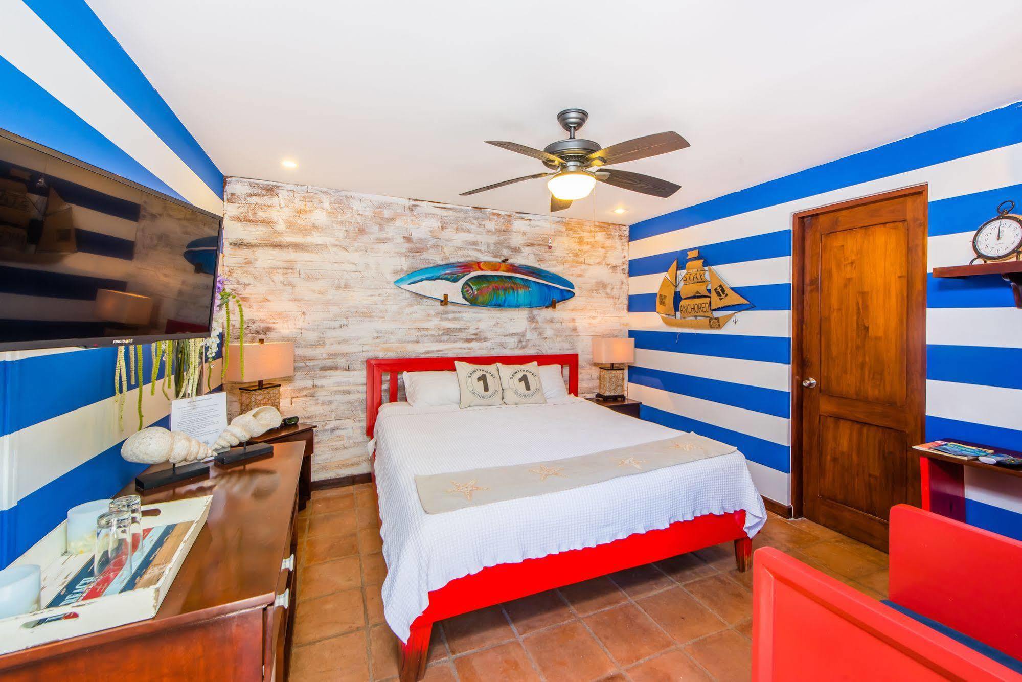 Sirena Serena B&B And Retreat 塔马林多 外观 照片